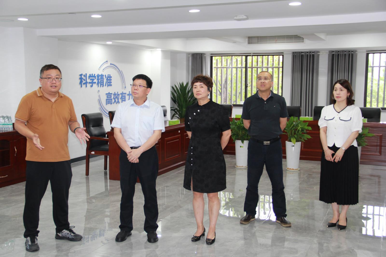 339c60cc32c10cd501f5d8c334765aba.jpg 339c60cc32c10cd501f5d8c334765aba.jpg